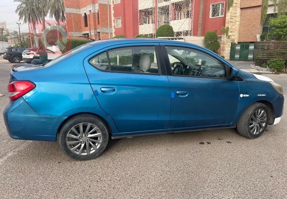 Mitsubishi Mirage G4
